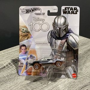 Hot Wheels | Disney 100: Mandalorian - 1:64 Scale Die Cast Car